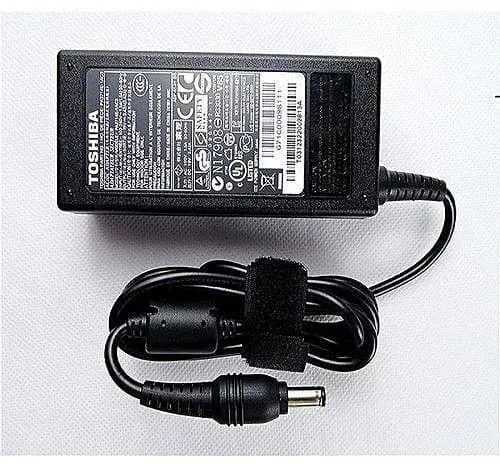 Toshiba 19V-3.42A - AC Adapter