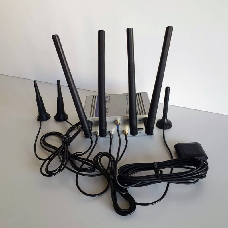Teltonika RUTX12 Dual LTE 4G CAT6 dual-band Industrial Router with GPS and Bluetooth - Image 5